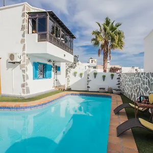 palm-villa.puertodelcarmen-hotels.org/